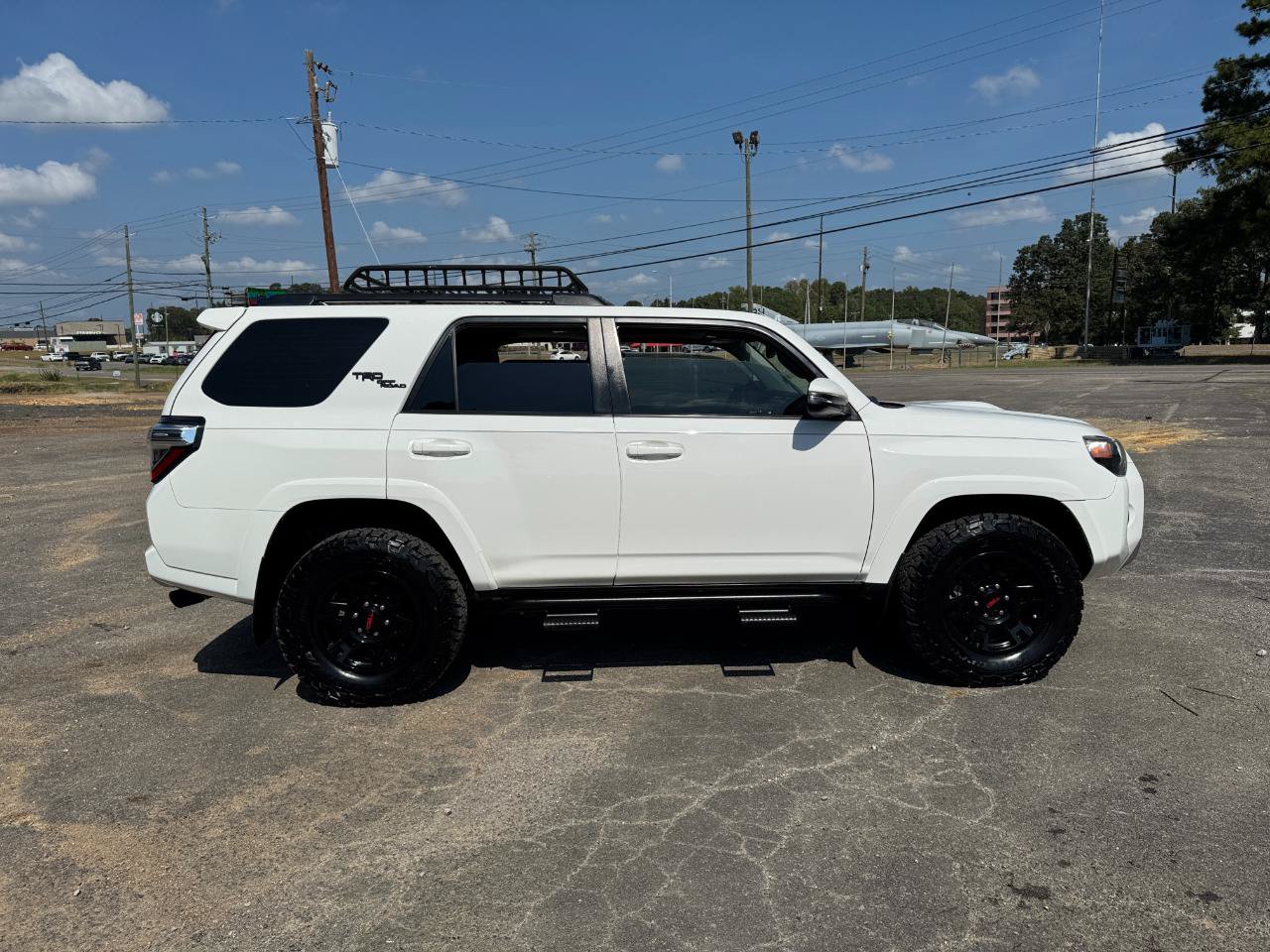 Used 2019 Toyota 4Runner TRD Off-Road Premium AWD/4WD image 2