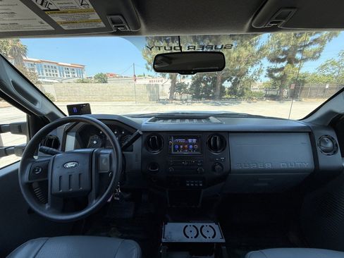 Used 2013 Ford F250 XL RWD image 14