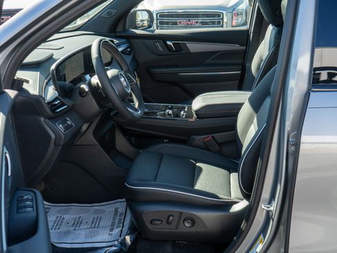 New 2026 Buick Enclave Sport Touring image 19