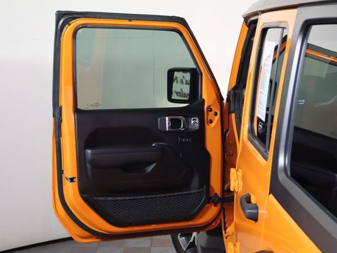 Used 2025 Jeep Wrangler Unlimited Sport S 4xe w/ Convenience Group AWD/4WD image 18