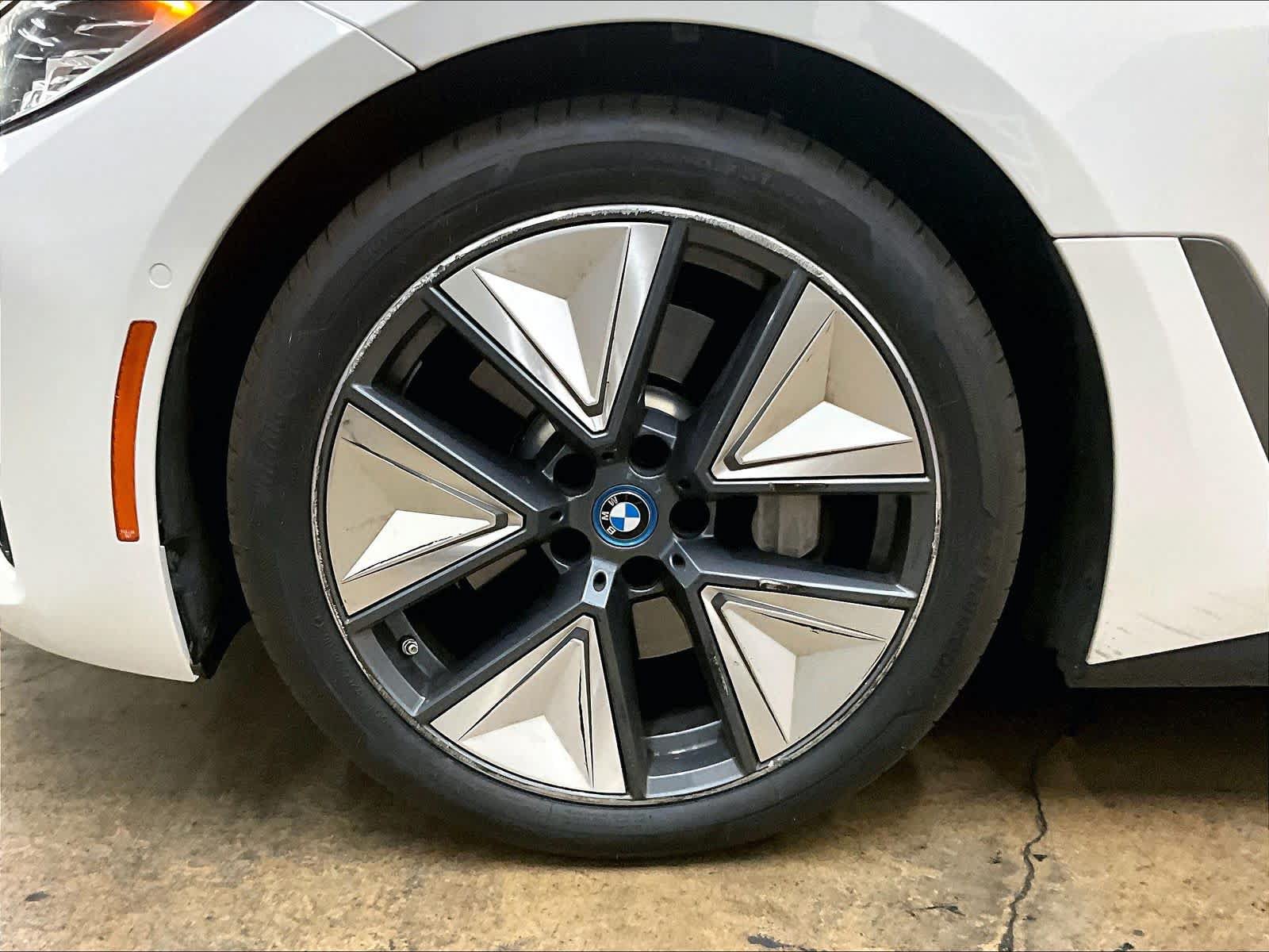 Used 2023 BMW i4 eDrive40 w/ Premium Package RWD image 12