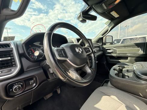 Used 2024 RAM 2500 Big Horn w/ Off Road Package AWD/4WD image 13