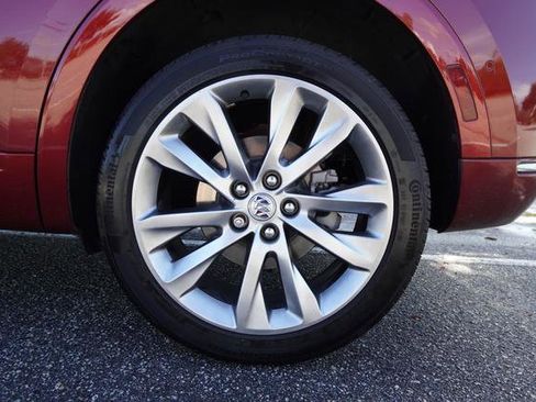 Used 2022 Buick Envision Avenir w/ Technology Package II image 43