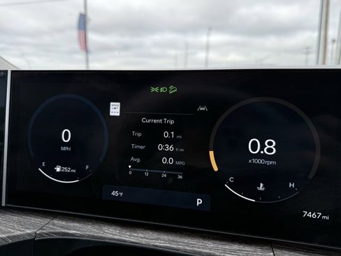 Used 2024 Hyundai Santa Fe Limited image 15