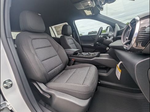New 2026 Chevrolet Equinox LT w/ Midnight Edition AWD/4WD image 13