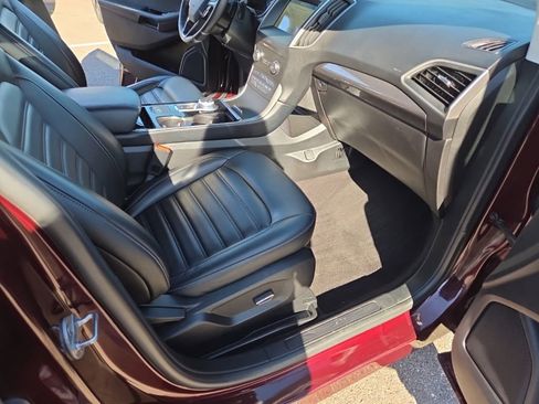 Used 2019 Ford Edge SEL w/ Equipment Group 201A AWD/4WD image 29