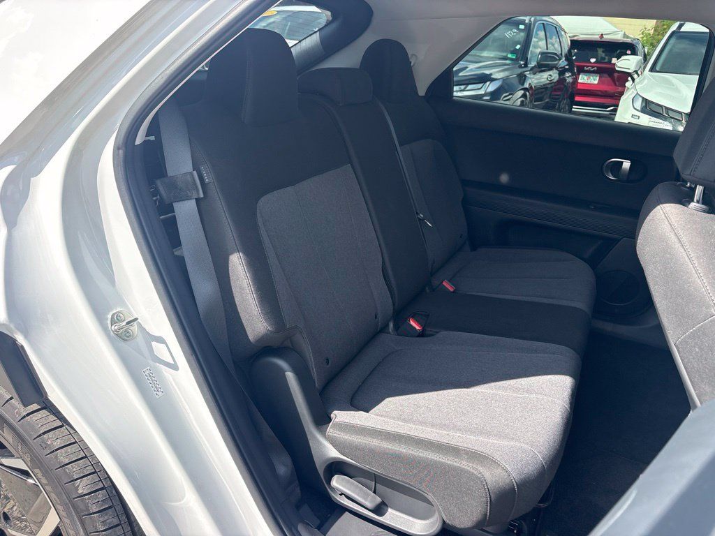 Used 2024 Hyundai Ioniq 5 SEL RWD image 17