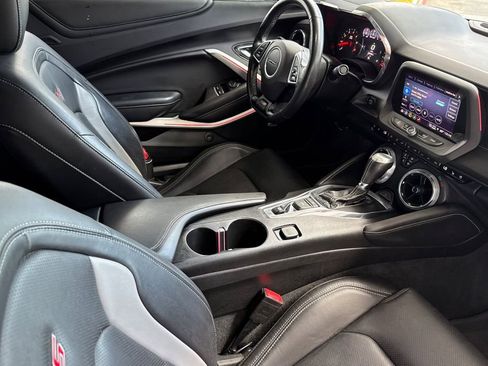 Used 2020 Chevrolet Camaro SS RWD image 15