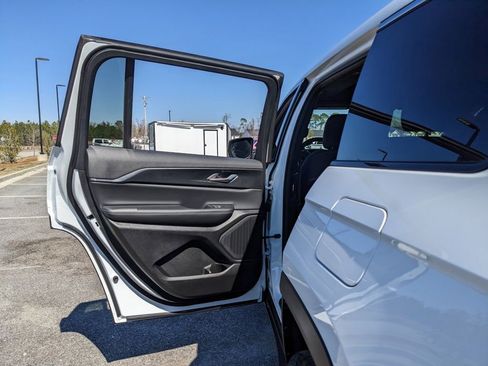 New 2026 Jeep Grand Cherokee L 2WD image 58