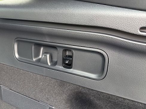 Certified 2026 Mercedes-Benz GLC 43 AMG 4MATIC image 32