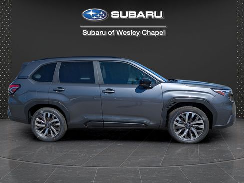 Used 2026 Subaru Forester Touring AWD/4WD image 4