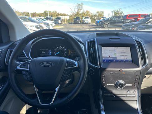 Used 2020 Ford Edge Titanium w/ Equipment Group 301A image 15
