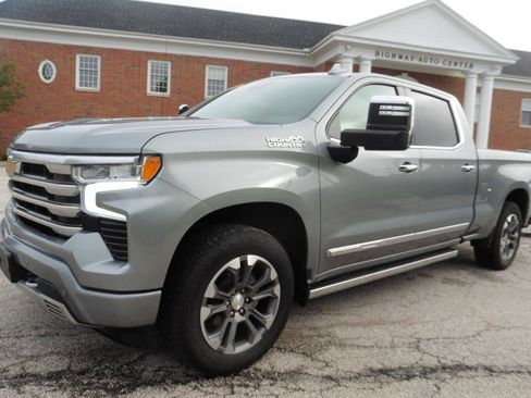 Used 2024 Chevrolet Silverado 1500 High Country w/ Technology Package AWD/4WD image 24