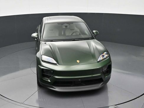 New 2026 Porsche Macan 4 Electric AWD/4WD image 36