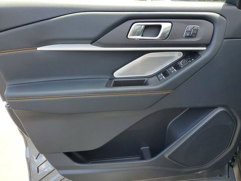 New 2026 Ford Explorer Tremor w/ Tremor Ultimate Package AWD/4WD image 25