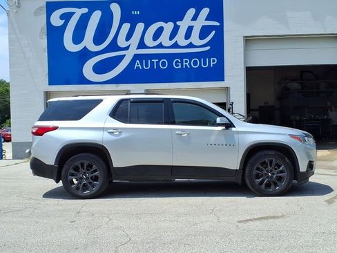 Used 2021 Chevrolet Traverse RS AWD/4WD image 8