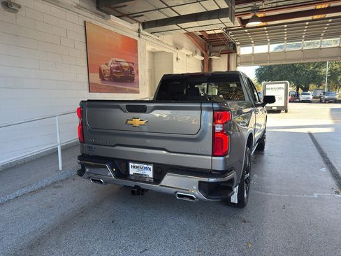 New 2026 Chevrolet Silverado 1500 LTZ w/ LTZ Premium Package image 3