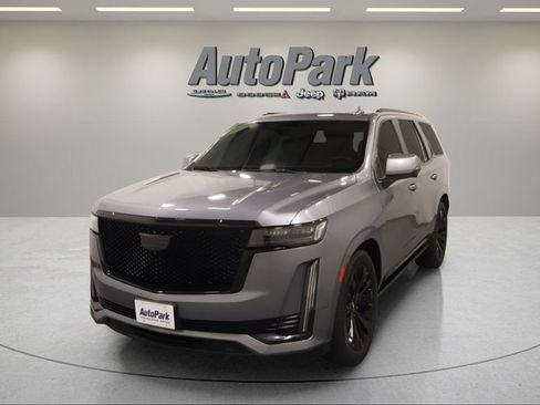 Used 2021 Cadillac Escalade Sport w/ Driver Assist Tech Package AWD/4WD image 6