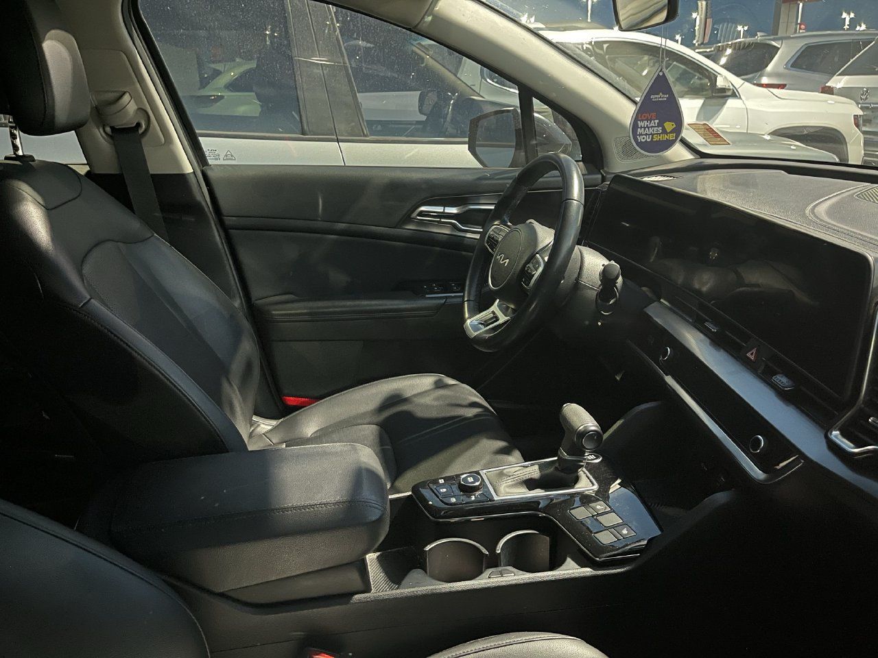 Used 2023 Kia Sportage EX FWD image 6