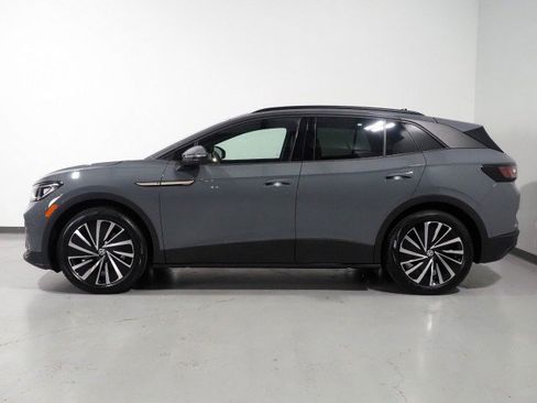 Used 2024 Volkswagen ID.4 S RWD image 9
