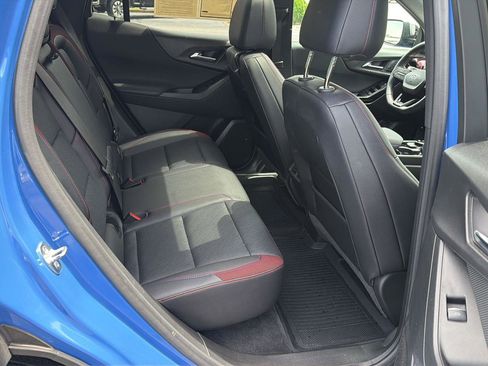Used 2025 Chevrolet Equinox RS w/ Convenience Package III FWD image 12