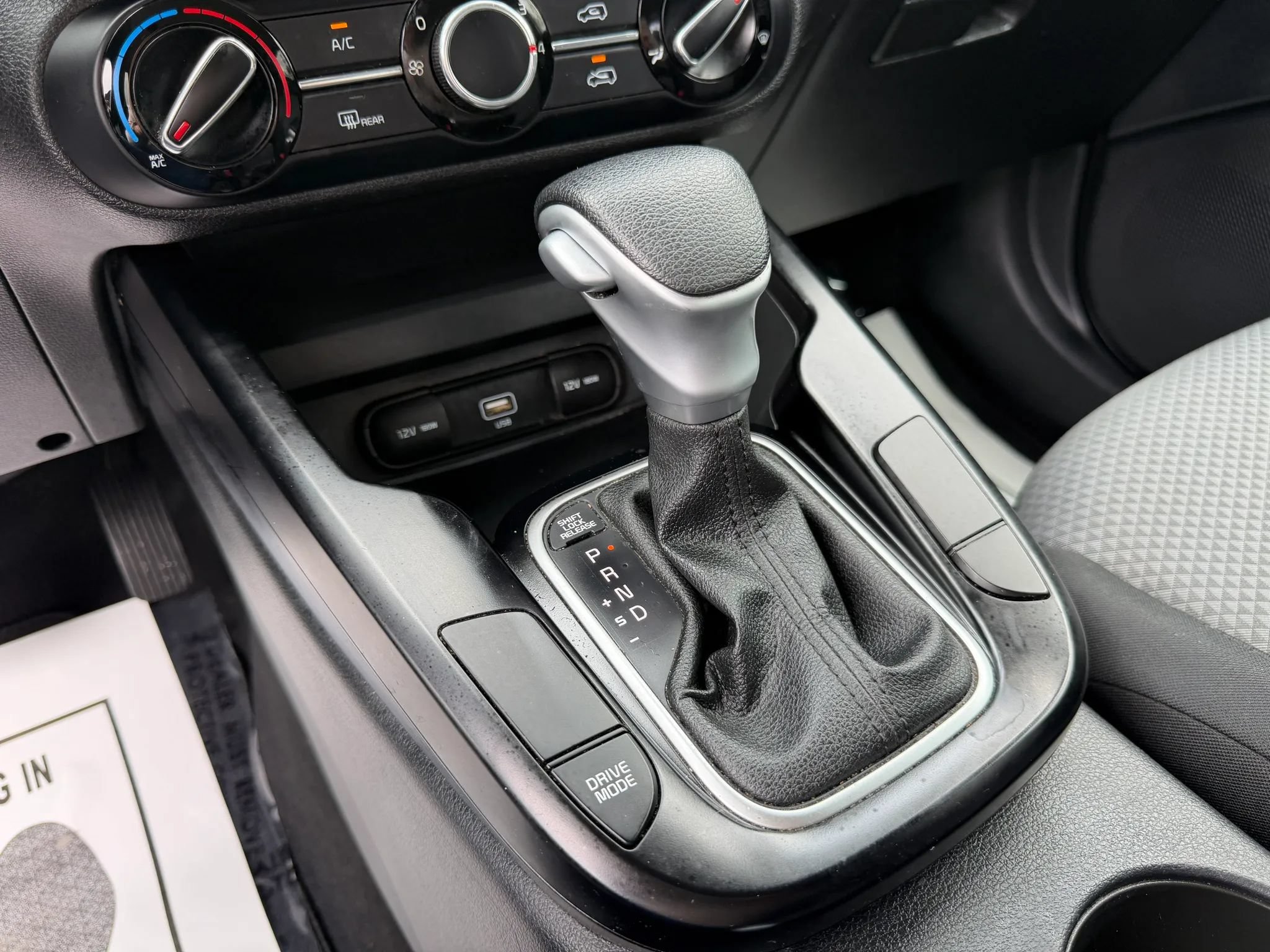 Used 2022 Kia Soul LX FWD image 33