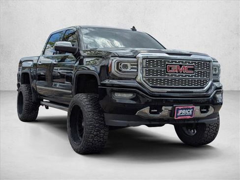 Used 2017 GMC Sierra 1500 Denali w/ Denali Ultimate Package AWD/4WD image 3