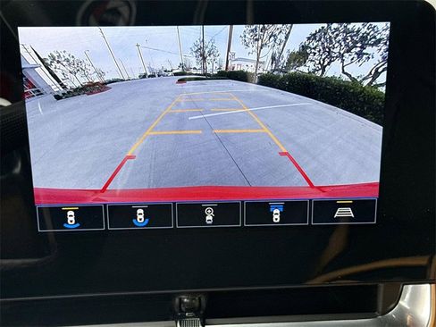 Used 2021 Chevrolet Corvette Stingray w/ Engine Appearance Package image 13