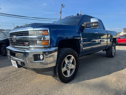 Used 2017 Chevrolet Silverado 2500 LTZ w/ Duramax Plus Package AWD/4WD image 2