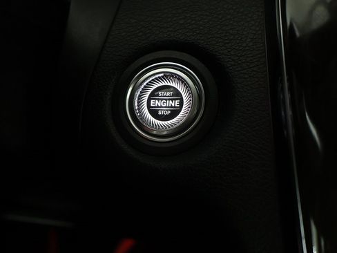 Used 2019 Mercedes-Benz C 300 Sedan w/ Premium Package image 38