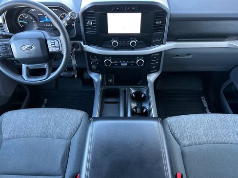 Used 2023 Ford F150 XLT image 3