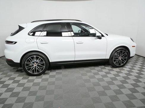 New 2026 Porsche Cayenne AWD image 27