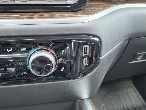 New 2026 GMC Sierra 1500 Elevation w/ Elevation Premium Package AWD/4WD image 30