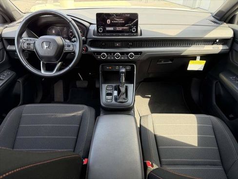 Used 2025 Honda CR-V Sport image 16