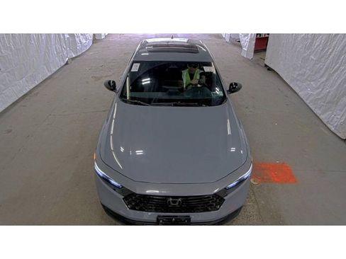 Used 2023 Honda Accord Sport image 2