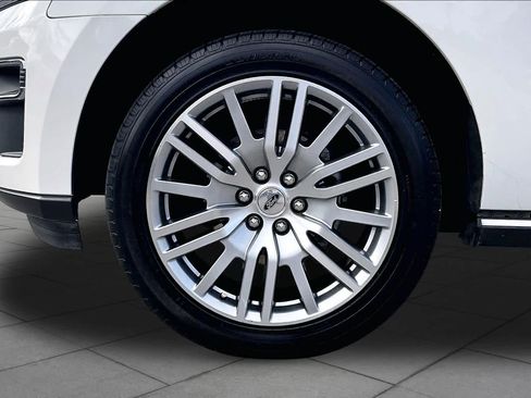 Used 2024 Ford Expedition Limited RWD image 11