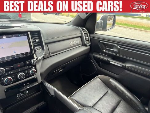 Used 2024 RAM 1500 Laramie AWD/4WD image 15