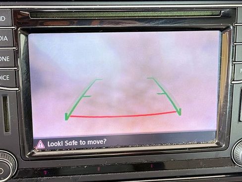 Used 2016 Volkswagen Jetta Sport FWD image 28