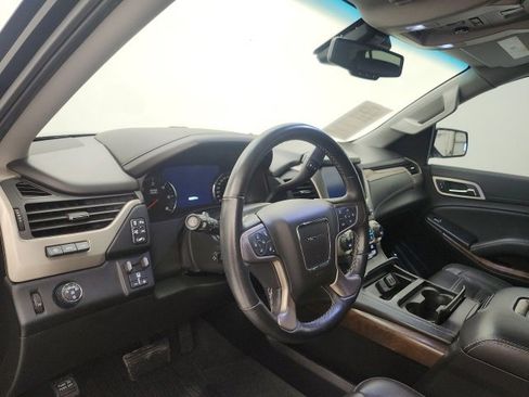 Used 2019 GMC Yukon Denali w/ Denali Ultimate Package image 25