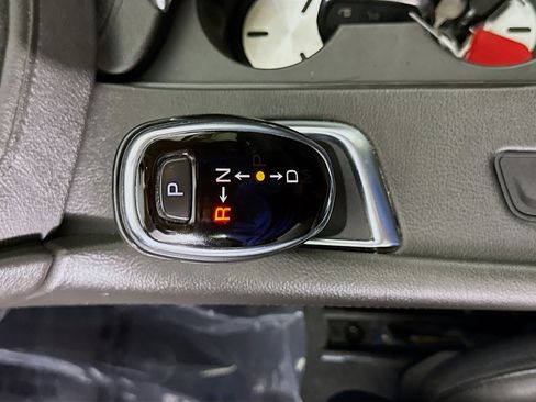 Used 2017 Cadillac XT5 Luxury image 20