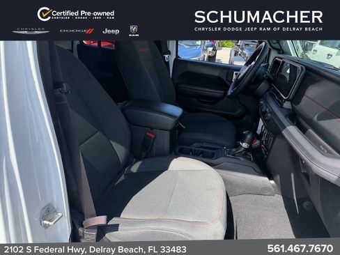 Used 2024 Jeep Wrangler Unlimited Rubicon AWD/4WD image 20