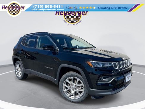 Used 2022 Jeep Compass Latitude image 1