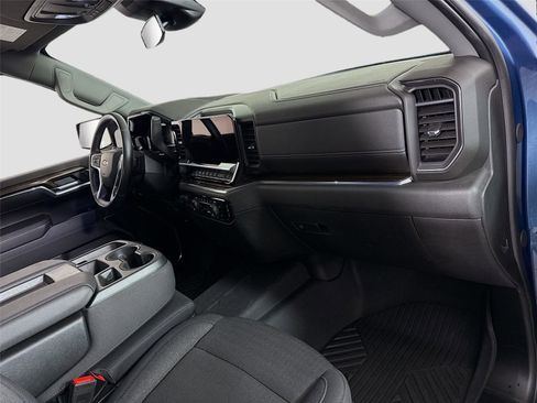 Used 2024 Chevrolet Silverado 1500 LT image 21