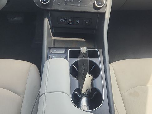 Used 2024 Hyundai Sonata SEL FWD image 19