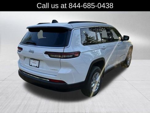 New 2025 Jeep Grand Cherokee L Laredo image 5