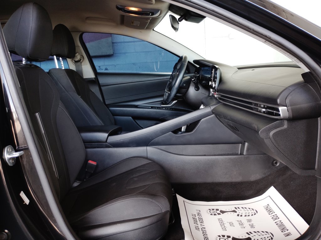 Used 2021 Hyundai Elantra SEL w/ Convenience Package FWD image 14