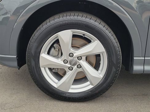 Used 2020 Audi Q3 2.0T Premium Plus w/ Premium Plus Package image 25