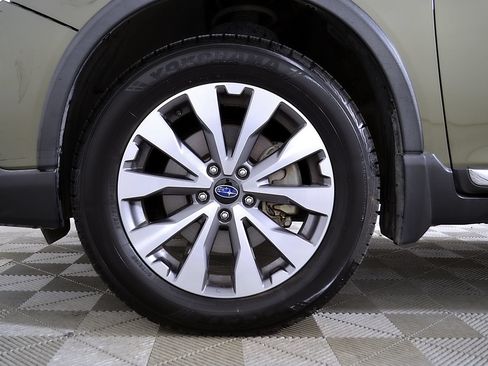 Used 2018 Subaru Outback 2.5i Touring w/ Protection Package #1 AWD/4WD image 12
