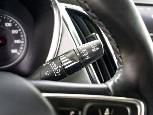 Used 2024 Chevrolet Equinox LT image 21