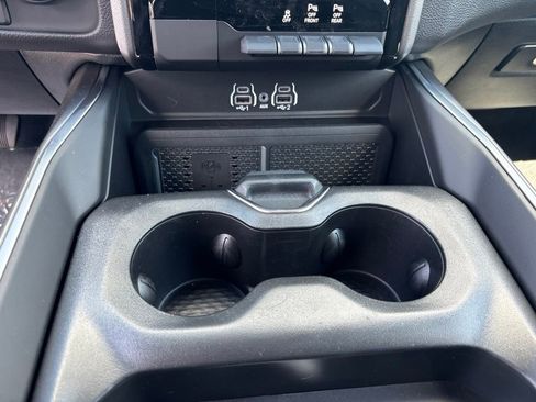 New 2026 RAM 1500 Big Horn AWD/4WD image 26